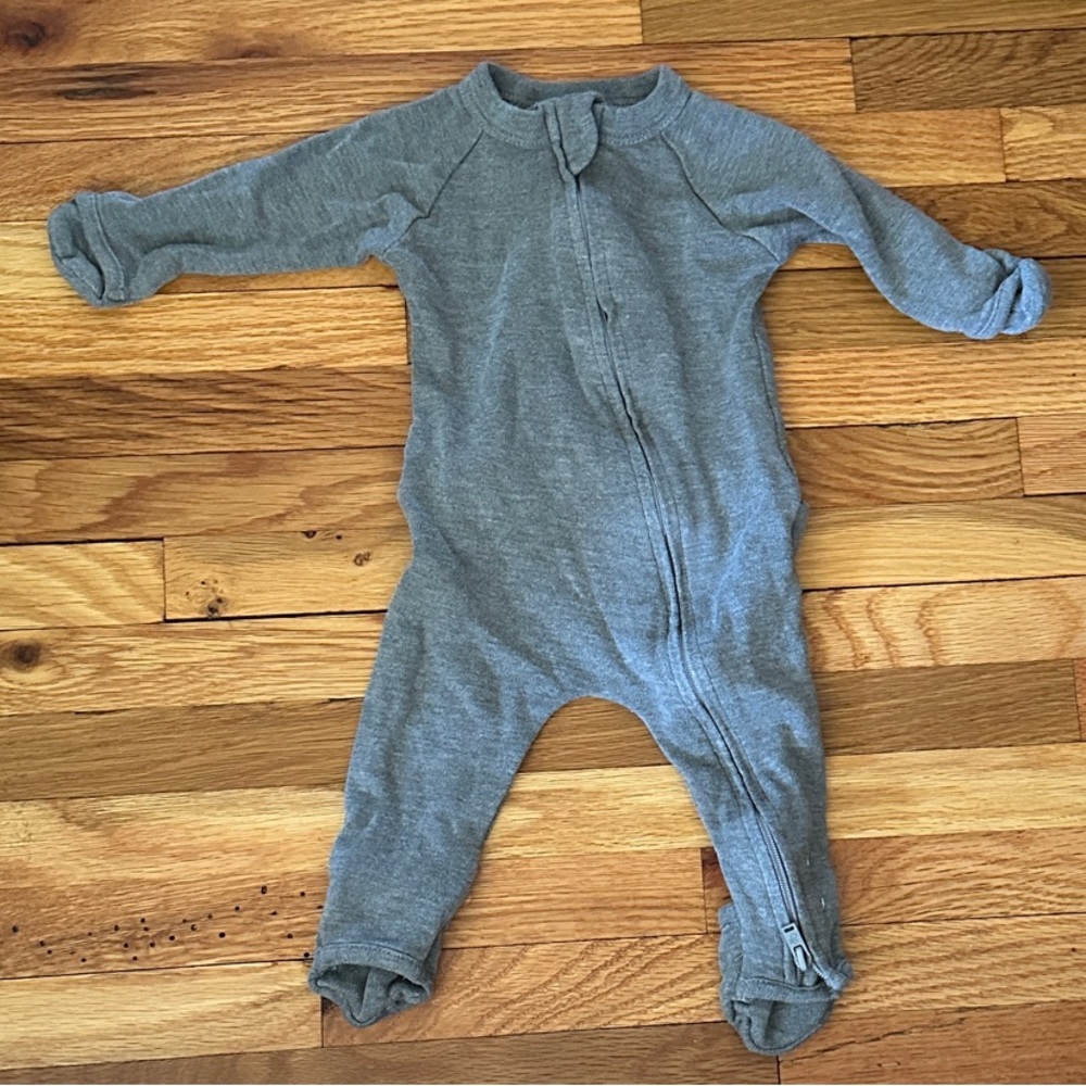 Goumi Gray Zip Front Footed One-Piece